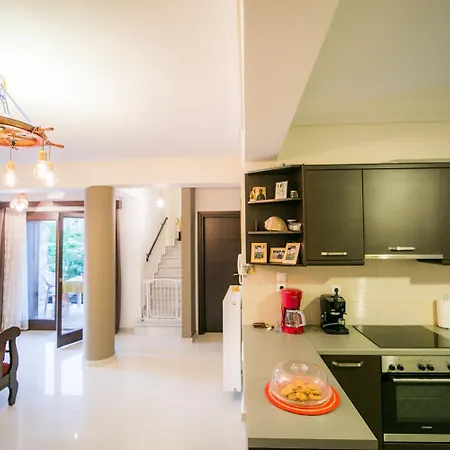 Maisonette Near The Sea, In Agria, Volos *
